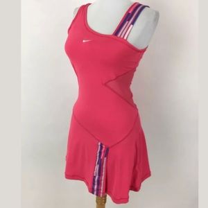 NIKE DRI FIT TENNIS DRESS in Pink size SMALL NEW